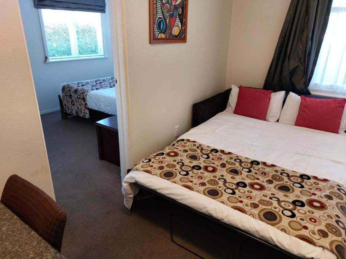 At Eden Park Motel Auckland Extérieur photo